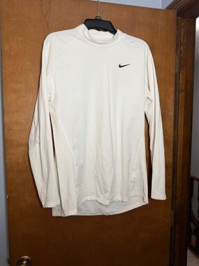Nike Men’s Long-Sleeve Performance Top - Off White